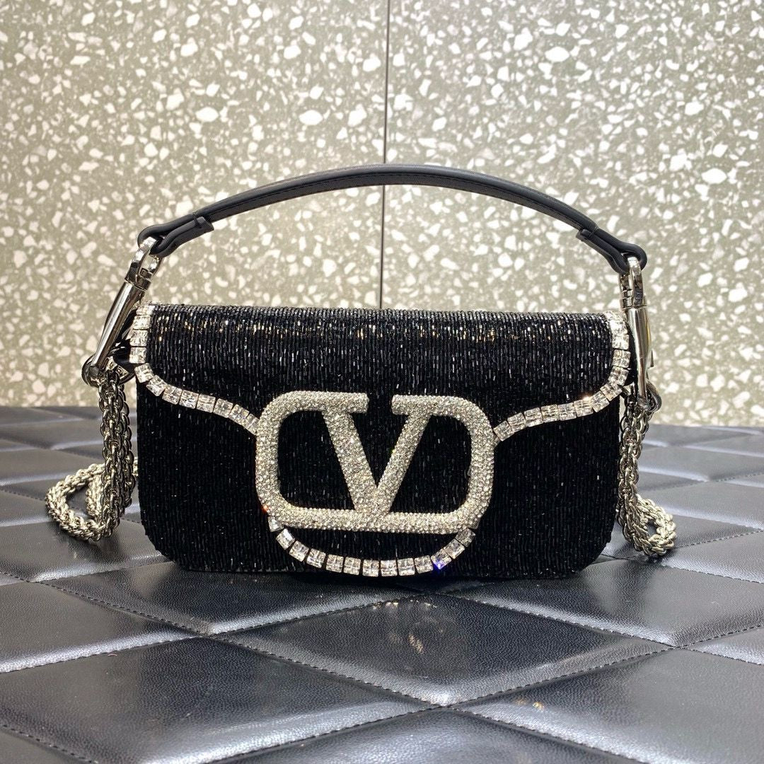 Valentino bags colors