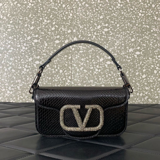 Valentino bags colors