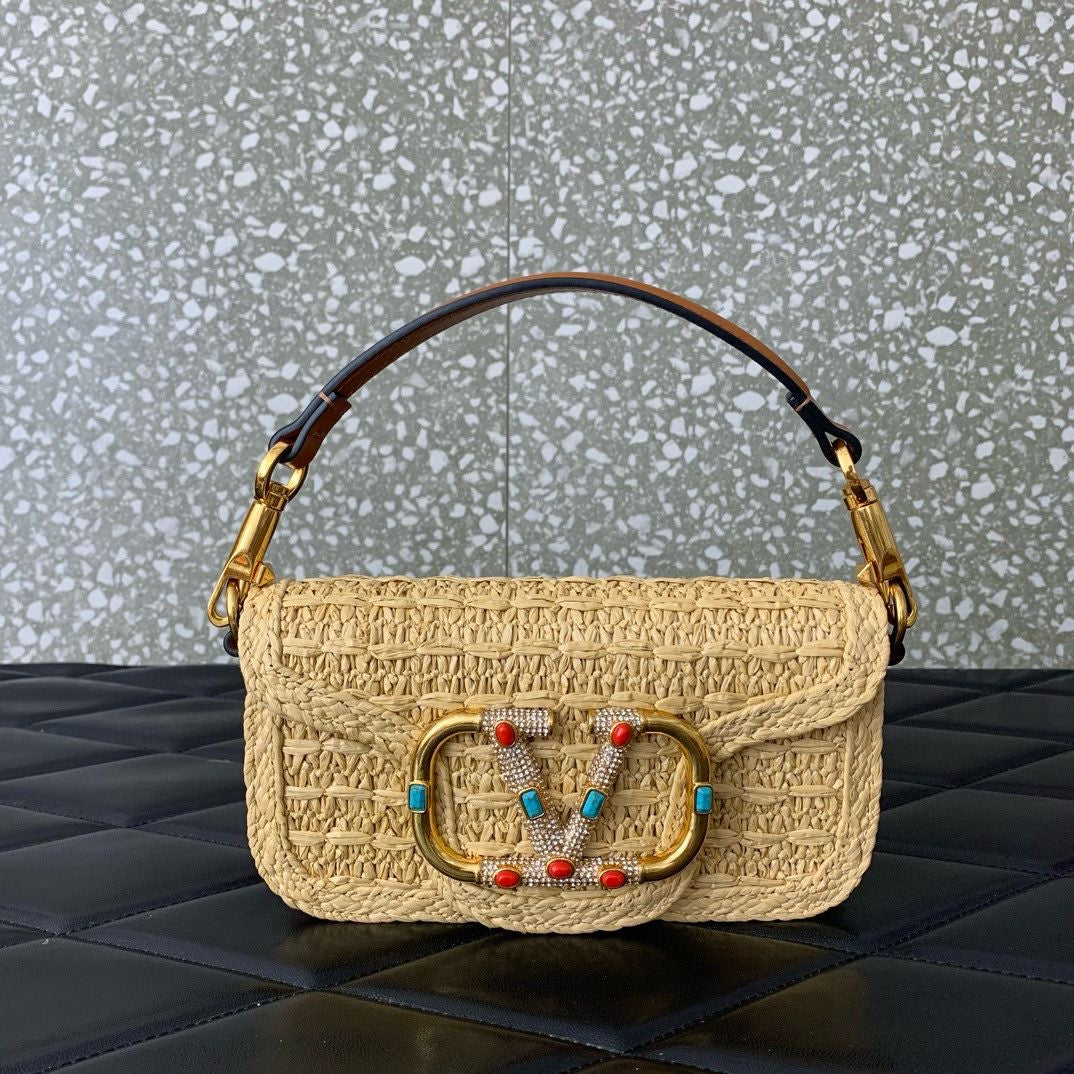 Valentino bags colors