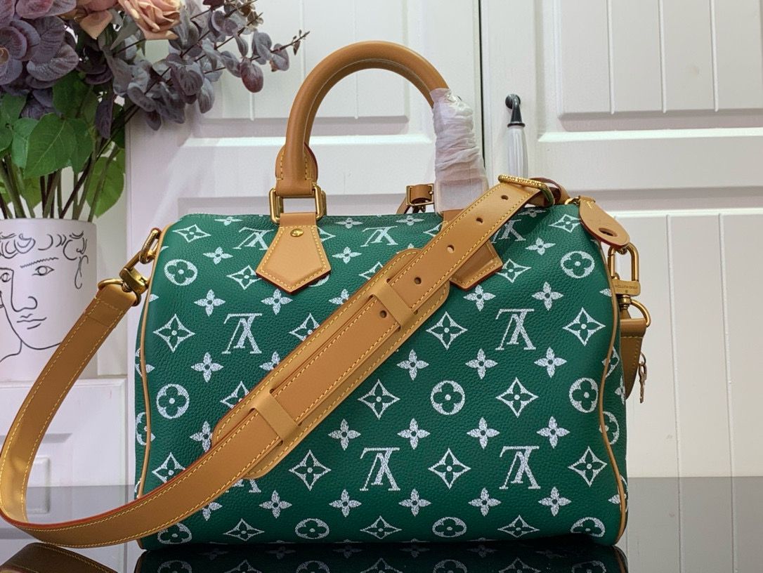 Male bags collection
