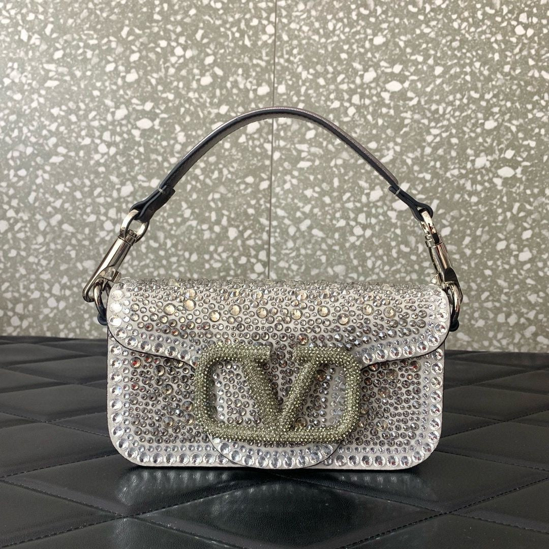 Valentino bags colors