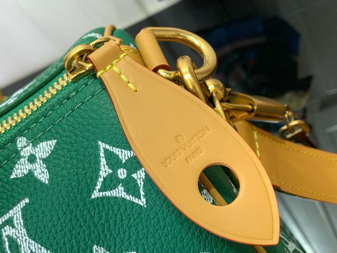 Male bags collection