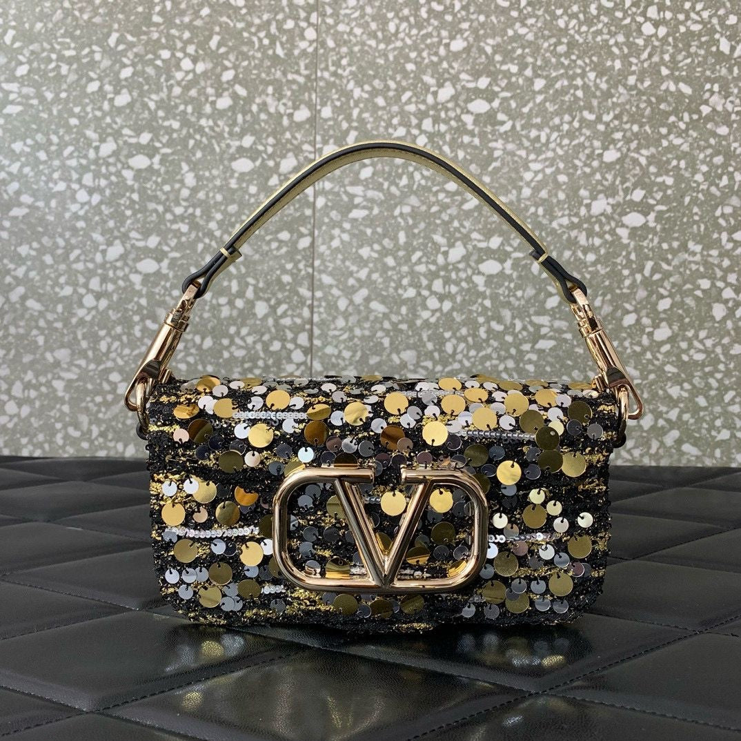 Valentino bags colors