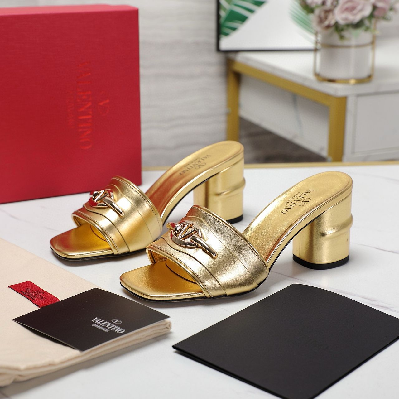 Female footwear collection