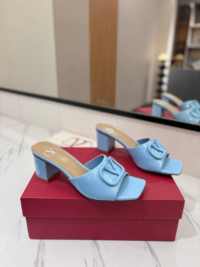 Female footwear collection