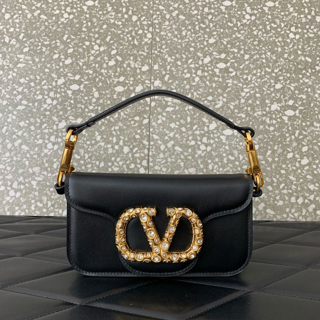 Valentino bags colors