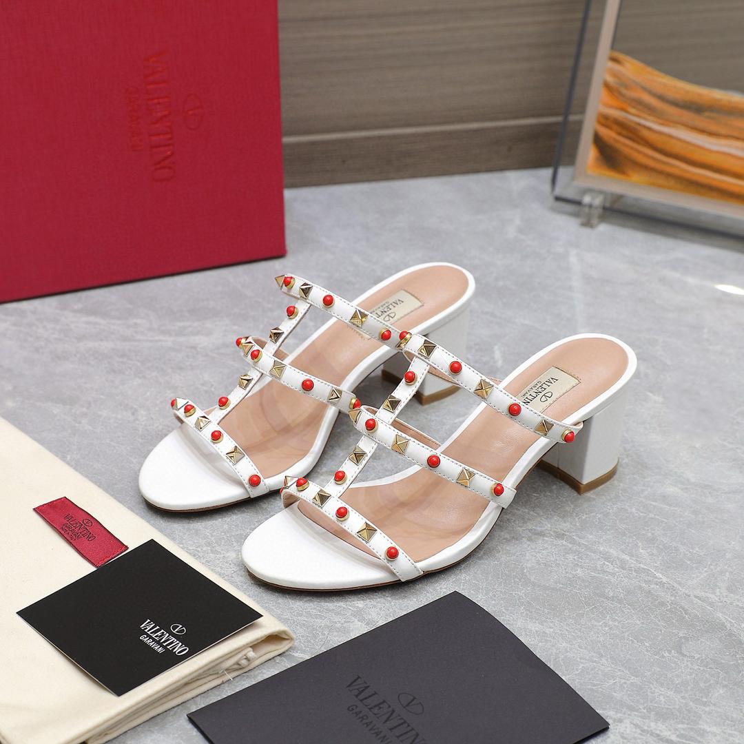 Female footwear collection