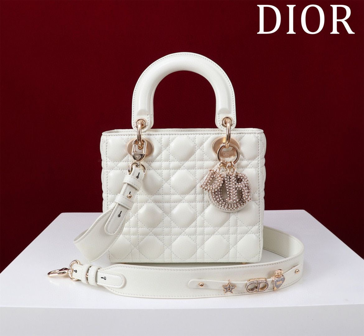 White lady dior options
