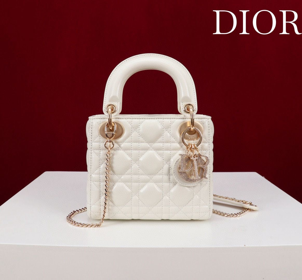 White lady dior options
