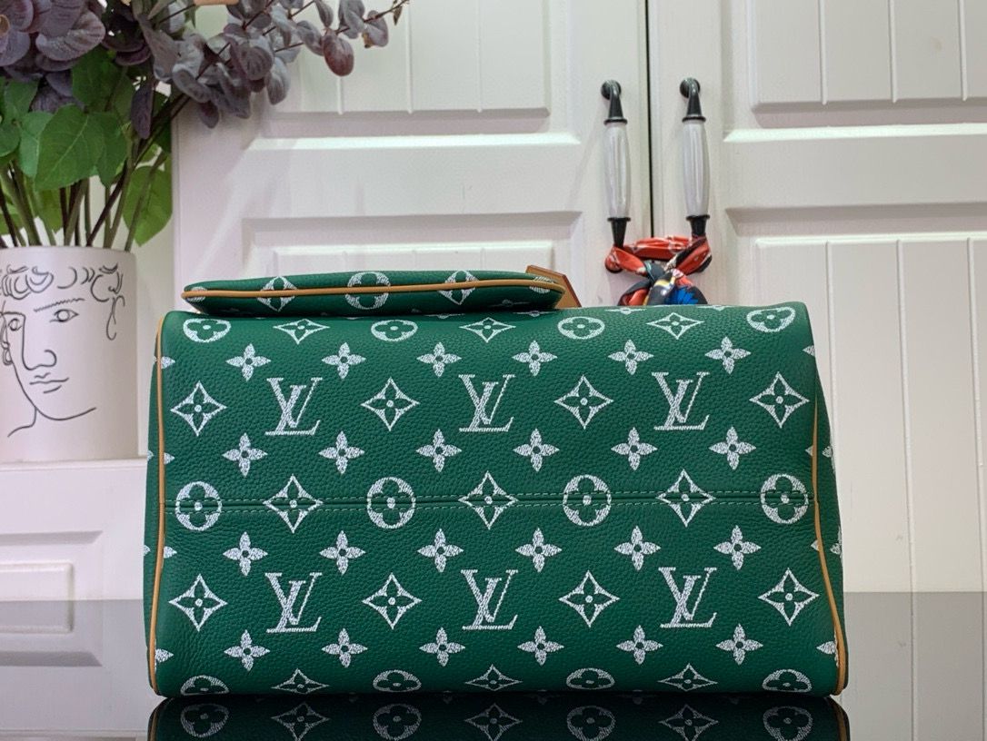 Male bags collection