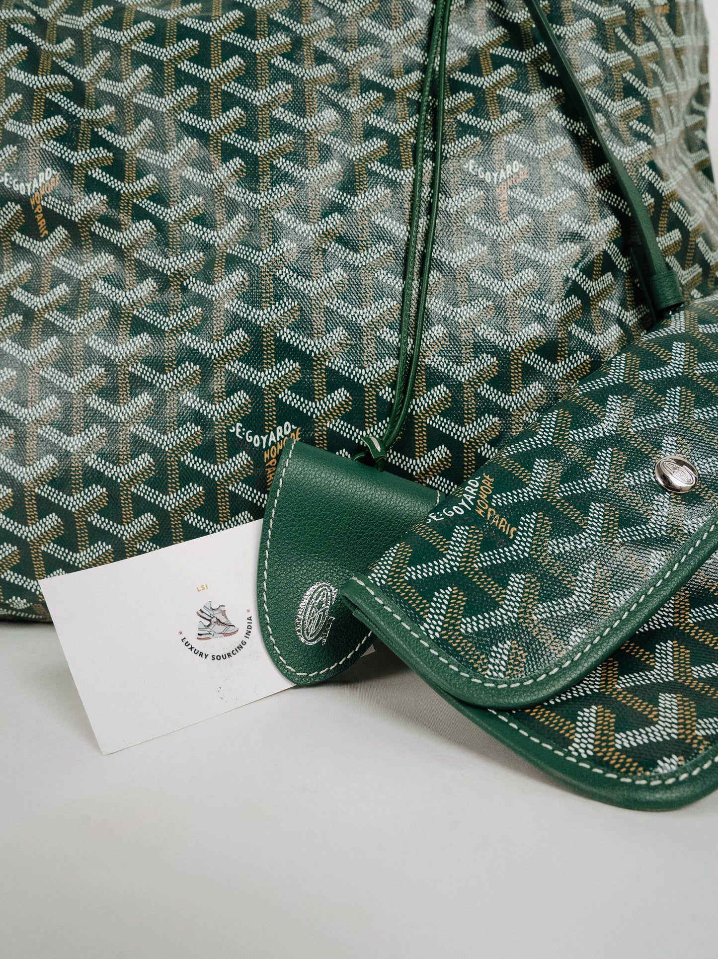 ST Louis Tote