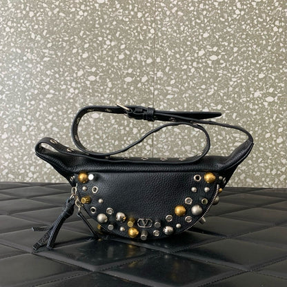 Valentino bags colors