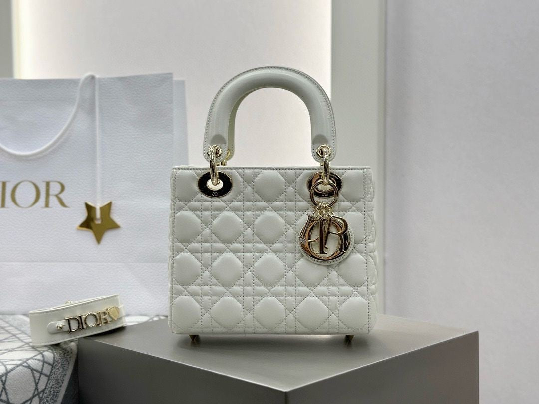 White lady dior options