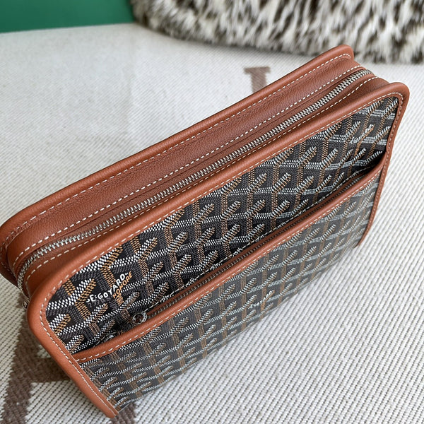 Jouvance PM pouch