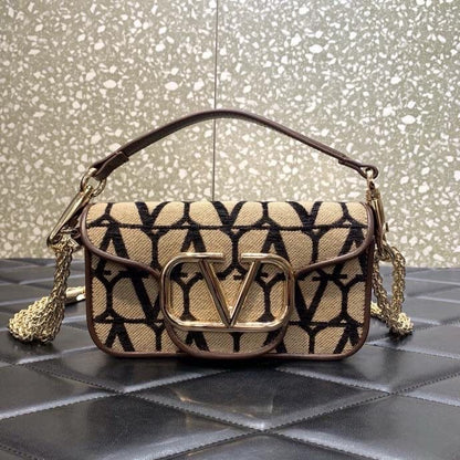 Valentino bags colors