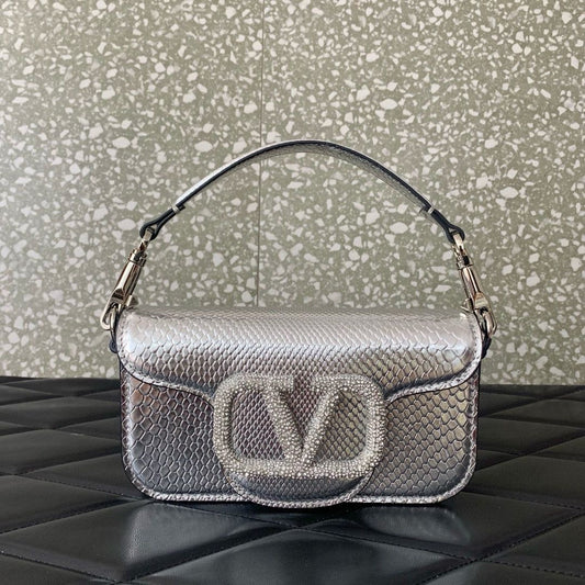 Valentino bags colors